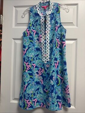 Sleeveless Blue Coral Print Shift Dress with White Trim